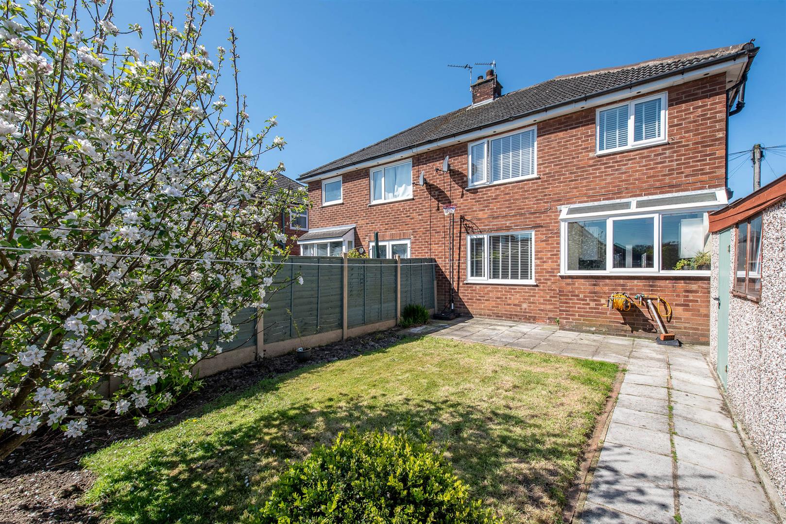 Grenville Avenue, Preston